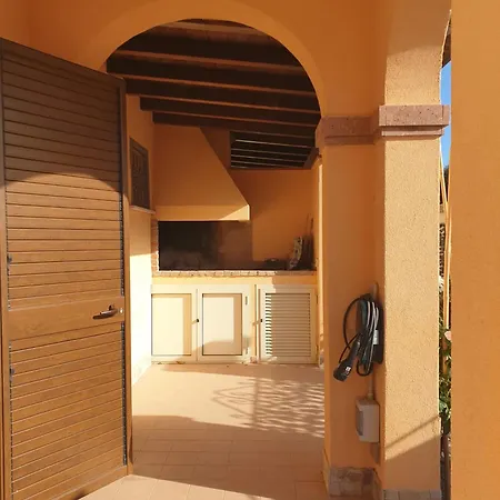 Lito's House In Ferienhaus